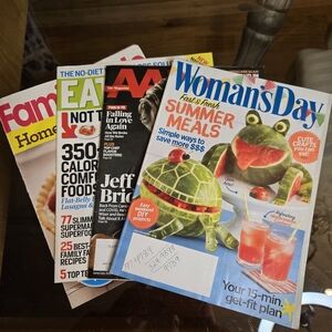 Assorted Home Kitchen Magazine Set